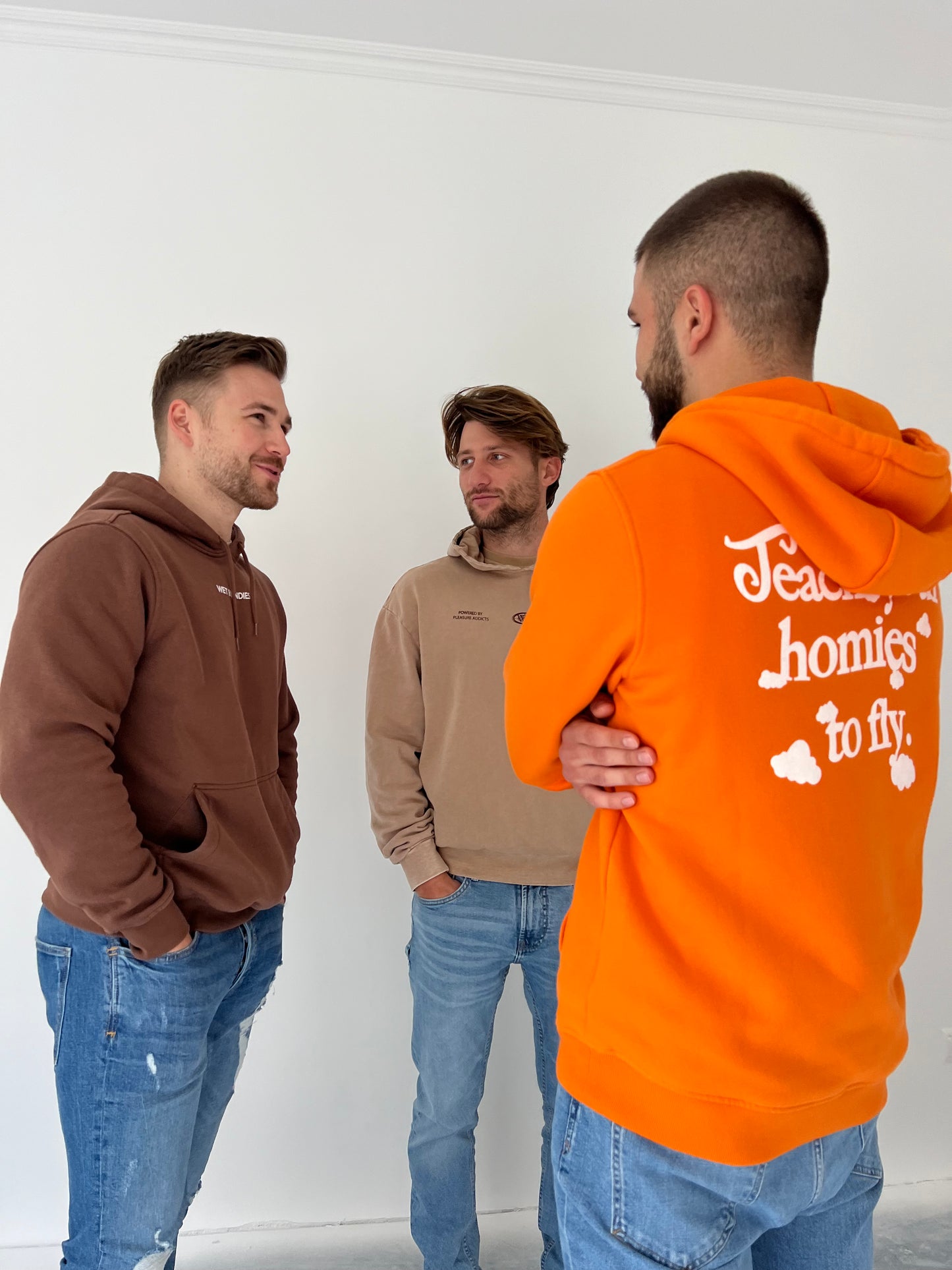 FLY Hoodie club